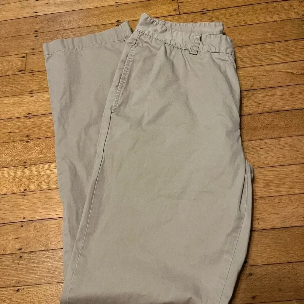 Vineyard Vines Khackis